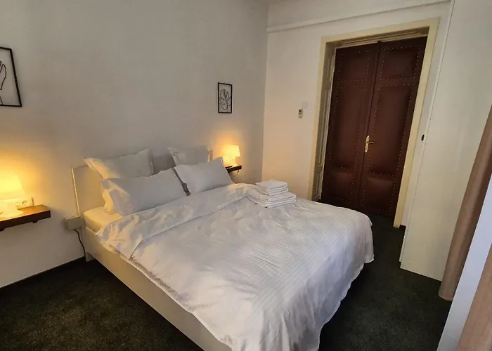 Апартаменти Boutique Old 1 Бухарест