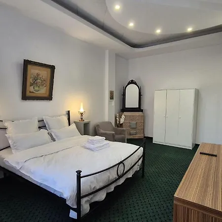 Boutique Old 1 Apartment