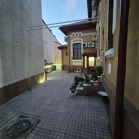 Boutique Old 1 Apartment *